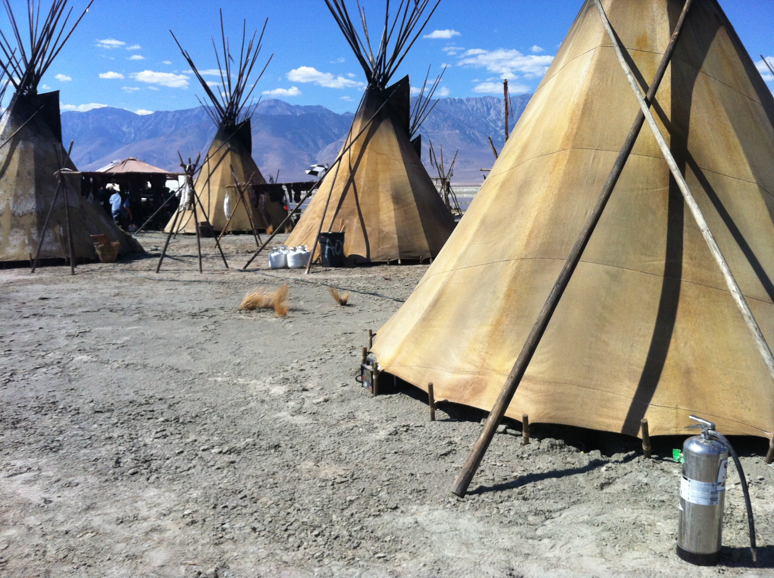 Gray ash special effects powder for creating smoky or dusty atmospheres